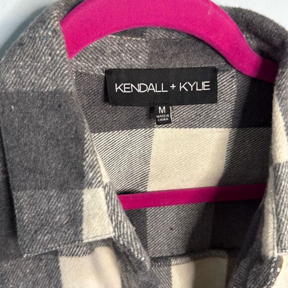 Kendall + Kylie Grey Plaid Shacket Size M - Picture 2 of 5